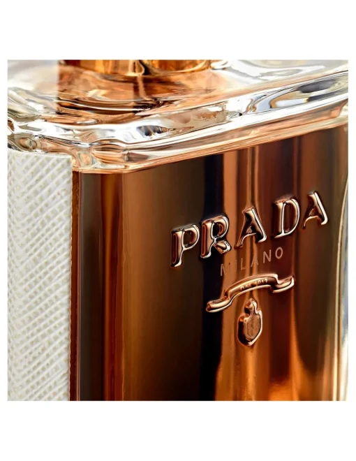 La Femme Prada